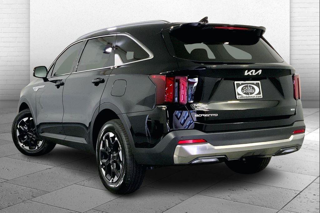 new 2025 Kia Sorento car, priced at $36,940
