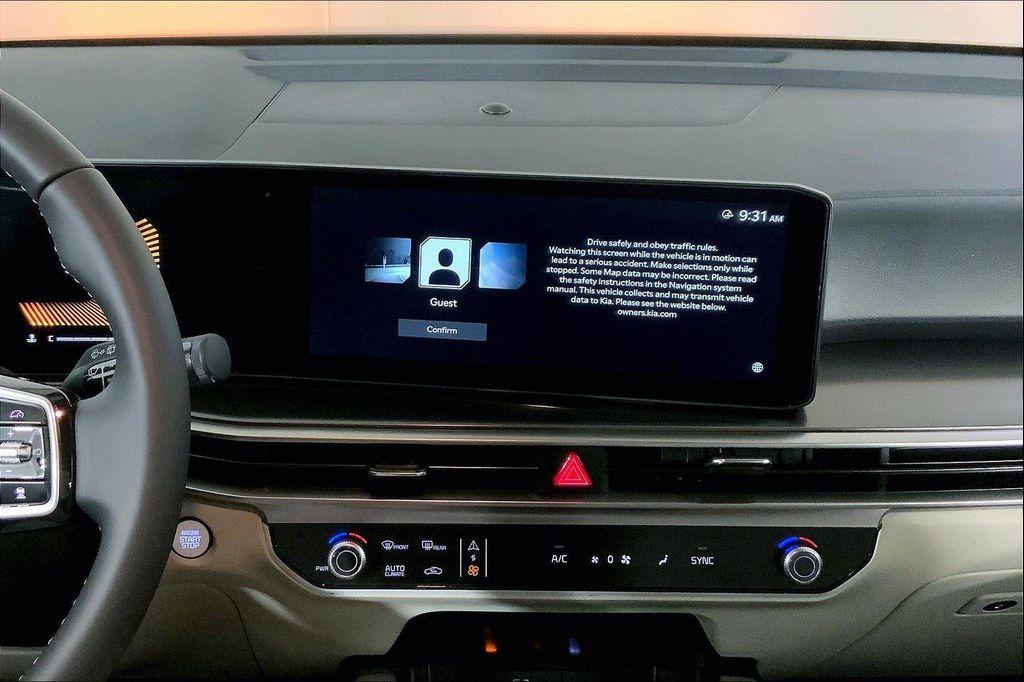 new 2025 Kia Sorento car, priced at $36,085