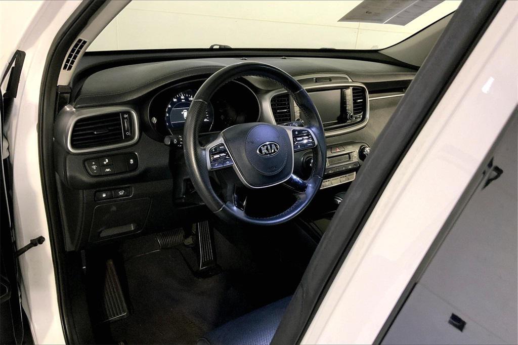 used 2020 Kia Sorento car, priced at $18,399