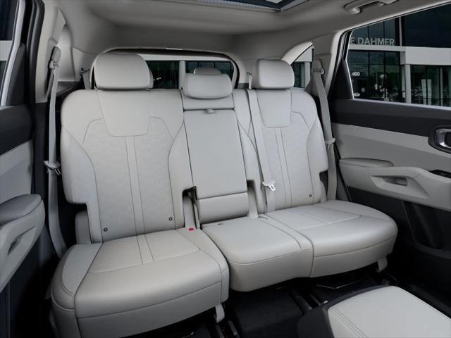 new 2025 Kia Sorento car, priced at $38,240