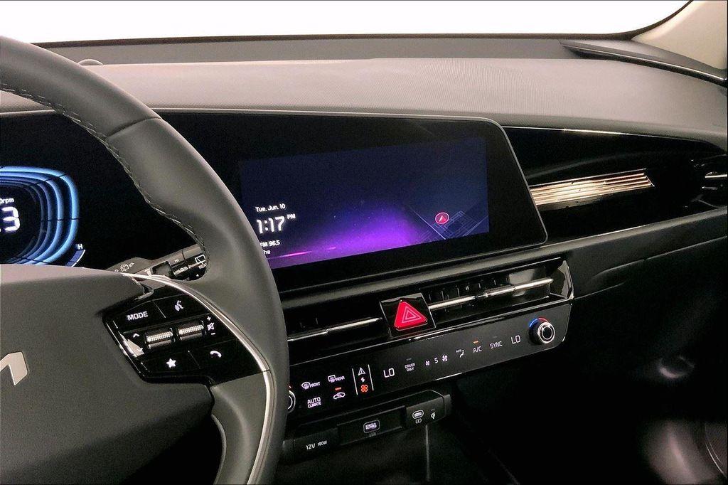 new 2025 Kia Niro car, priced at $29,792