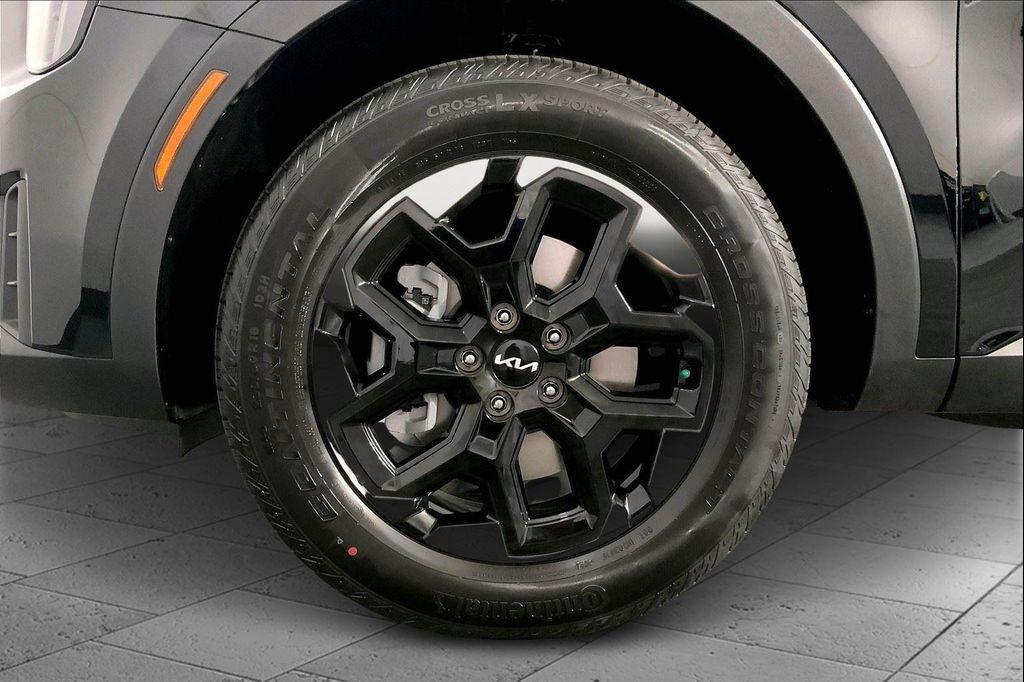 new 2025 Kia Sorento car, priced at $36,940