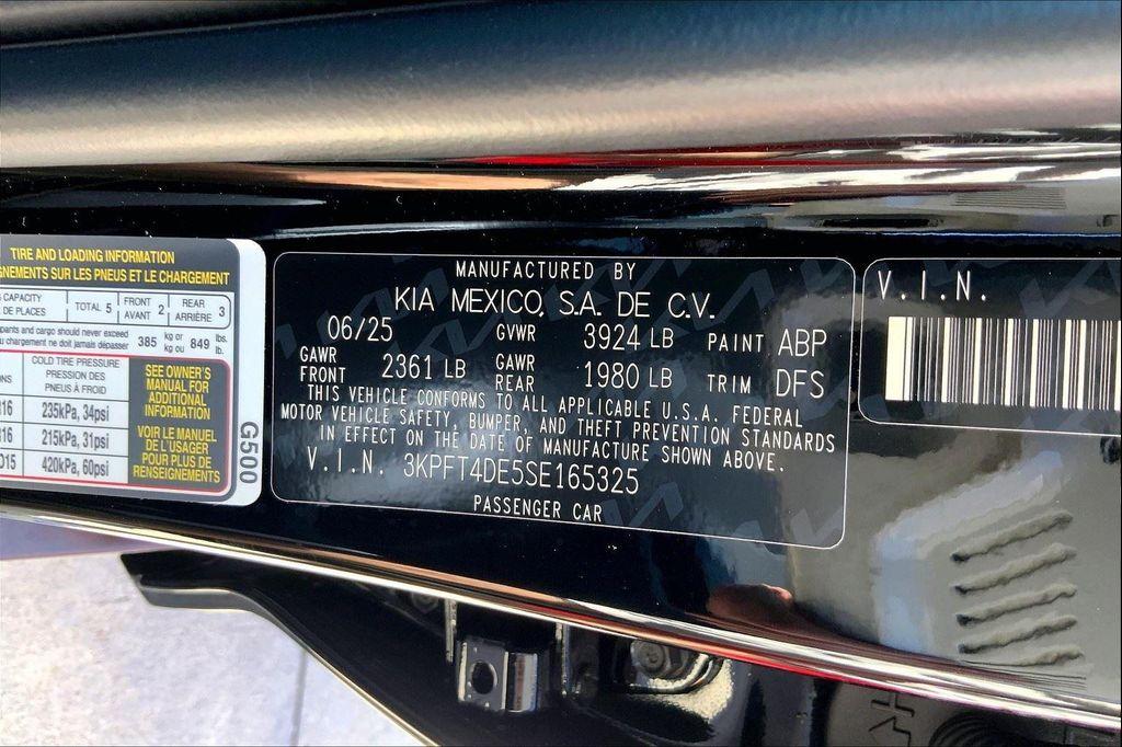 new 2025 Kia K4 car, priced at $23,665