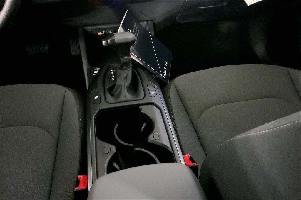 new 2025 Kia K4 car, priced at $23,665