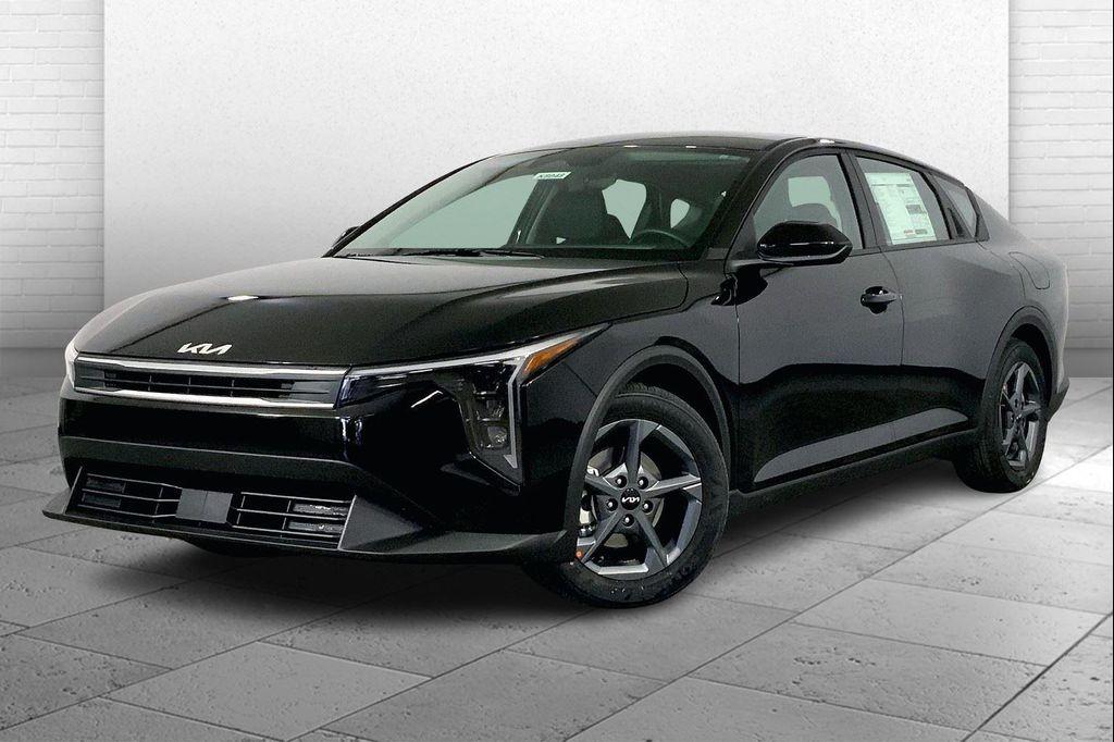 new 2025 Kia K4 car, priced at $23,665