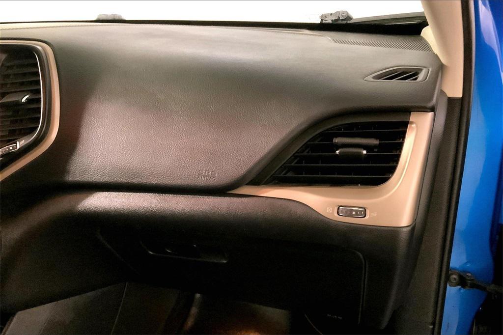 used 2018 Jeep Cherokee car, priced at $15,999