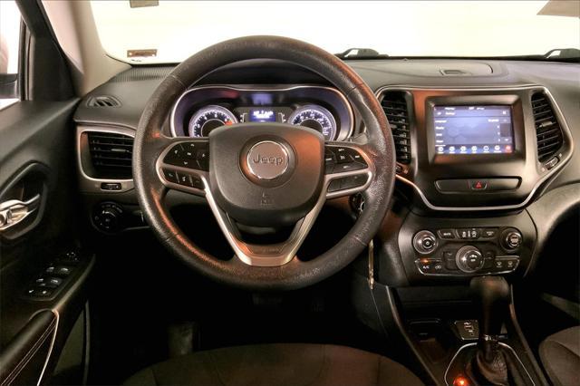 used 2019 Jeep Cherokee car, priced at $13,899