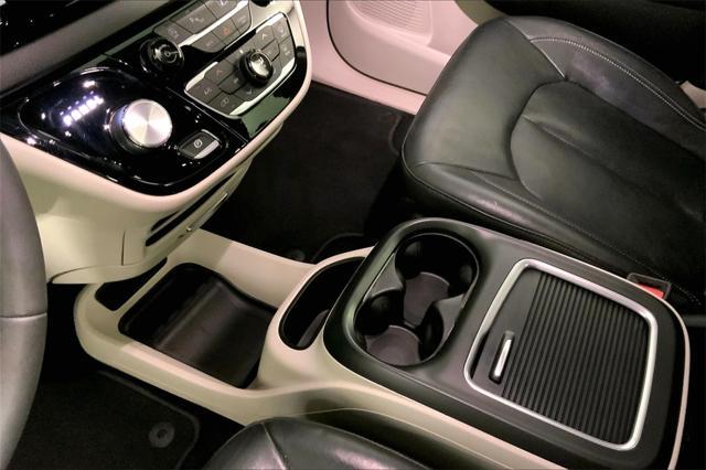 used 2022 Chrysler Pacifica car, priced at $20,999