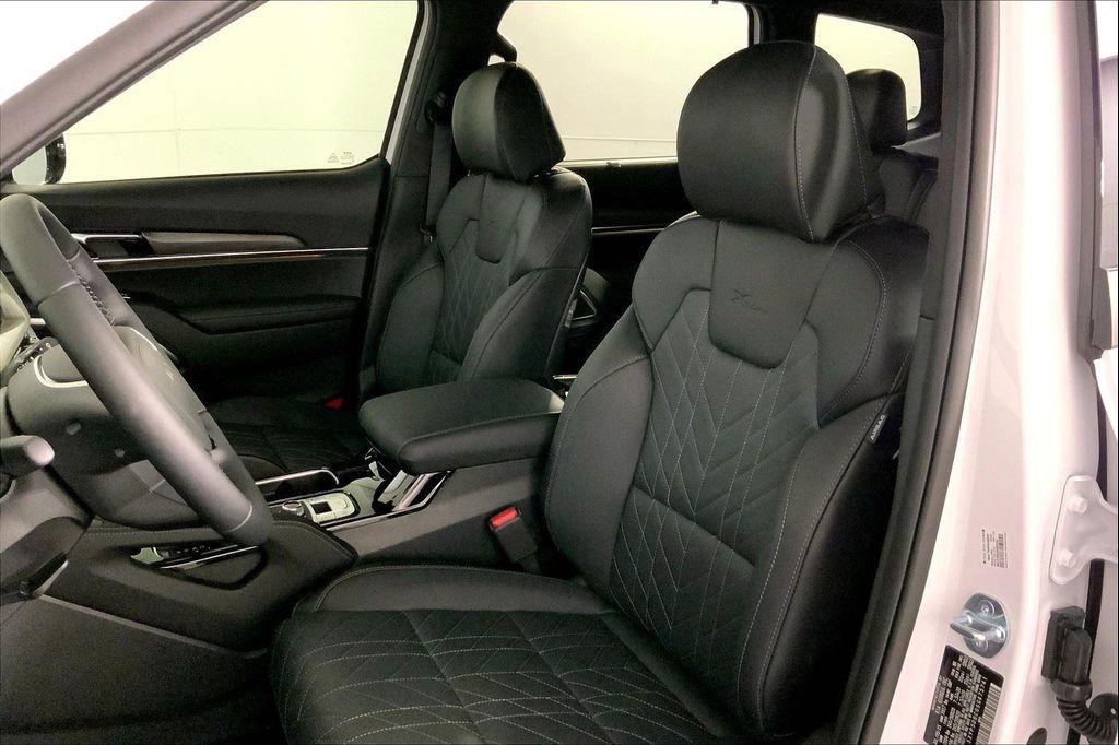 new 2025 Kia Telluride car, priced at $53,821