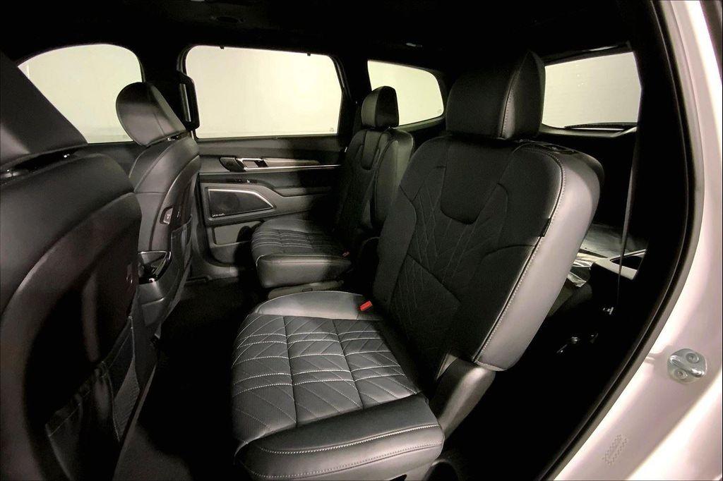 new 2025 Kia Telluride car, priced at $53,821