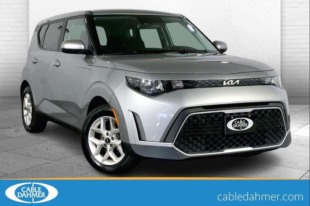 used 2023 Kia Soul car, priced at $15,299