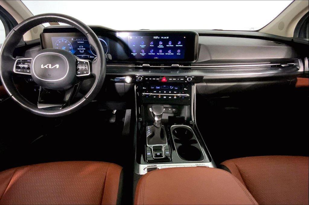 used 2023 Kia Carnival car, priced at $38,700