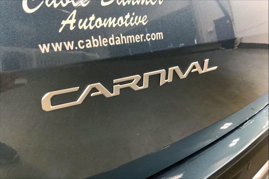 used 2023 Kia Carnival car, priced at $38,700