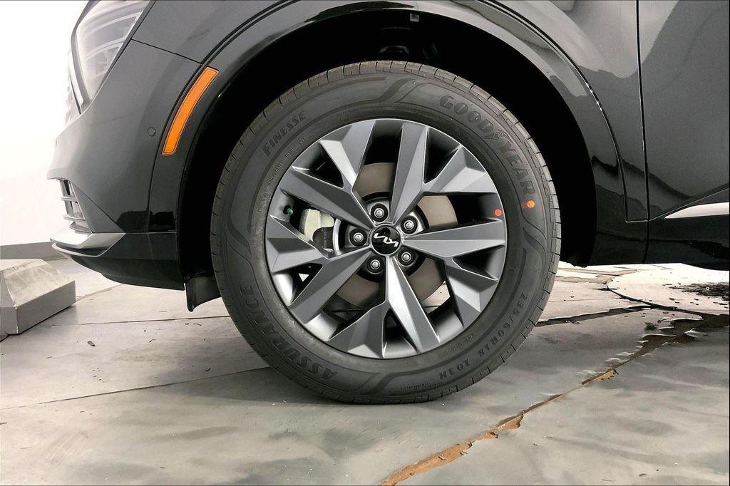 new 2025 Kia Sportage Hybrid car, priced at $37,360