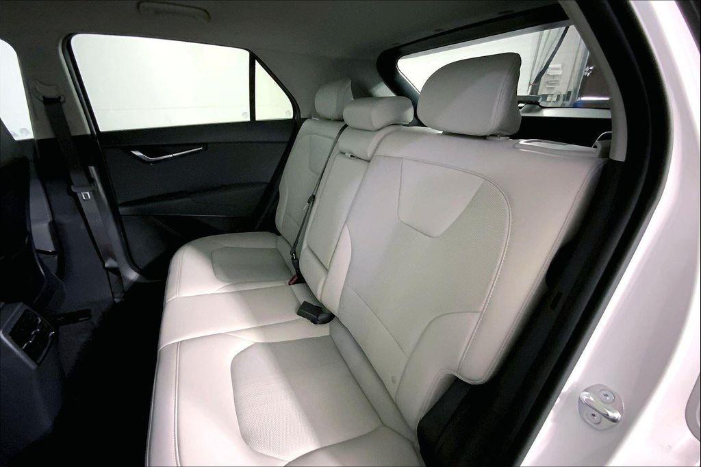 new 2025 Kia Niro car, priced at $30,148