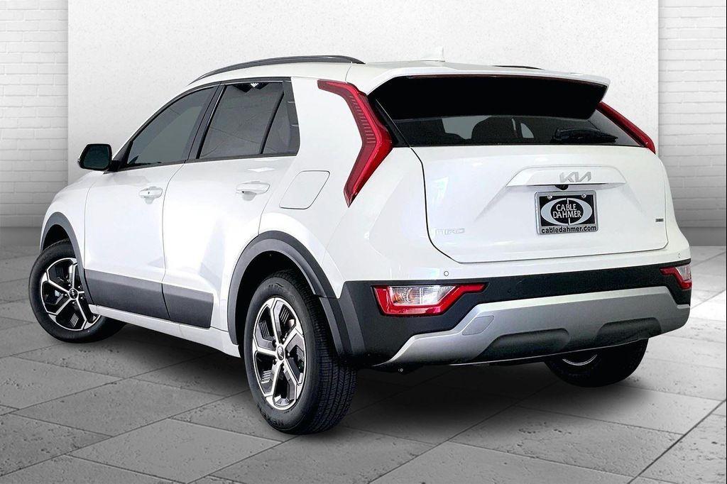 new 2025 Kia Niro car, priced at $30,148