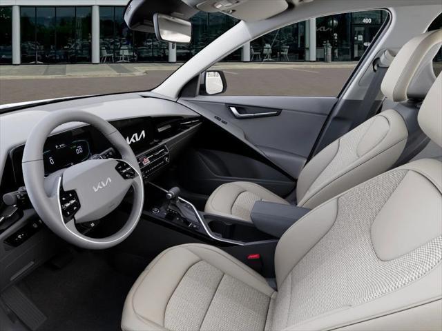 new 2025 Kia Niro car, priced at $28,985