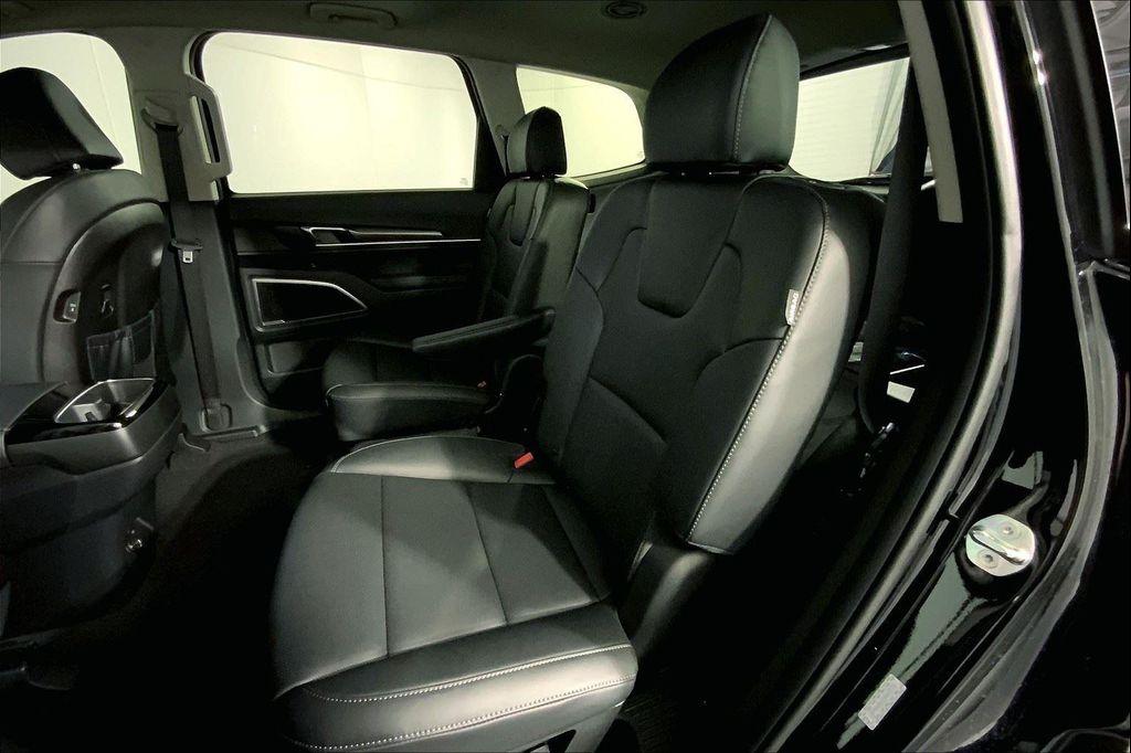 new 2025 Kia Telluride car, priced at $41,109