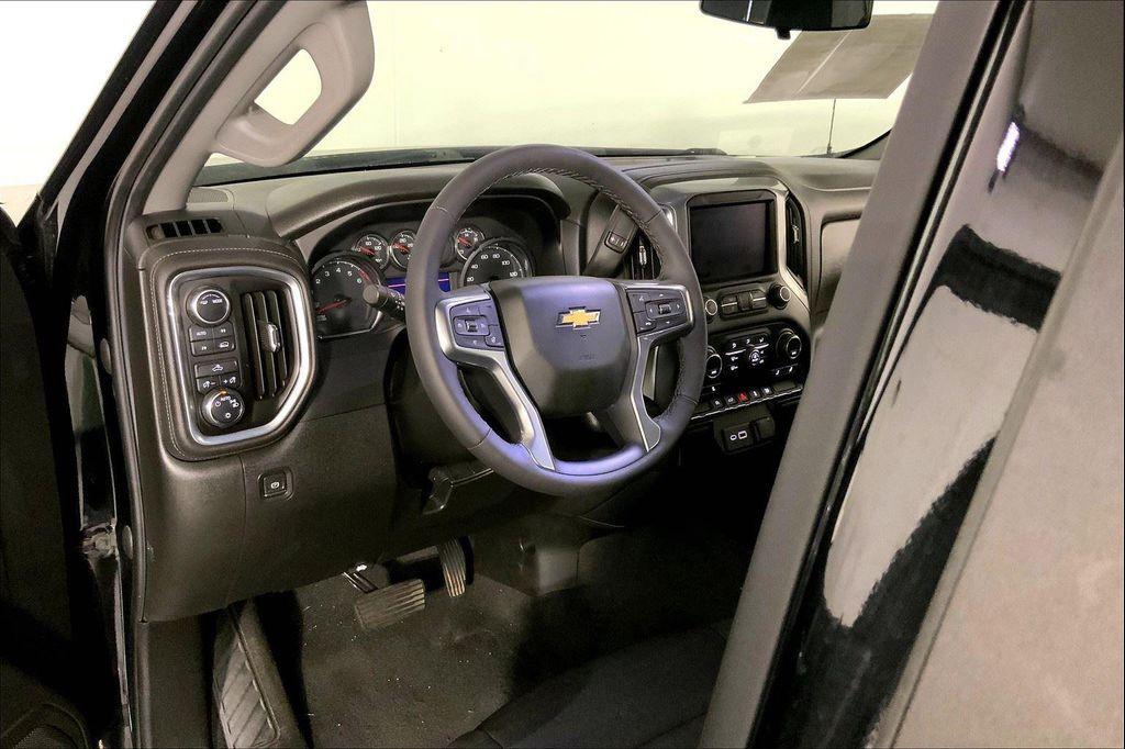 used 2022 Chevrolet Silverado 1500 car, priced at $34,000