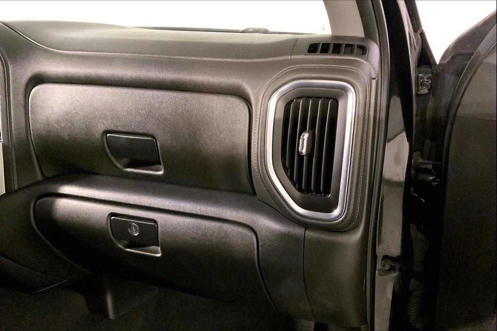 used 2022 Chevrolet Silverado 1500 car, priced at $34,000