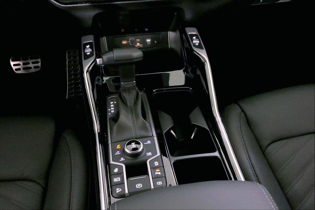 new 2025 Kia Sorento car, priced at $46,379