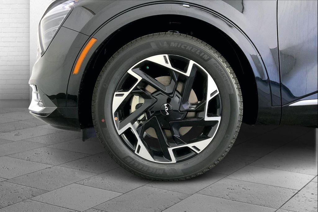 new 2025 Kia Sportage car, priced at $34,590
