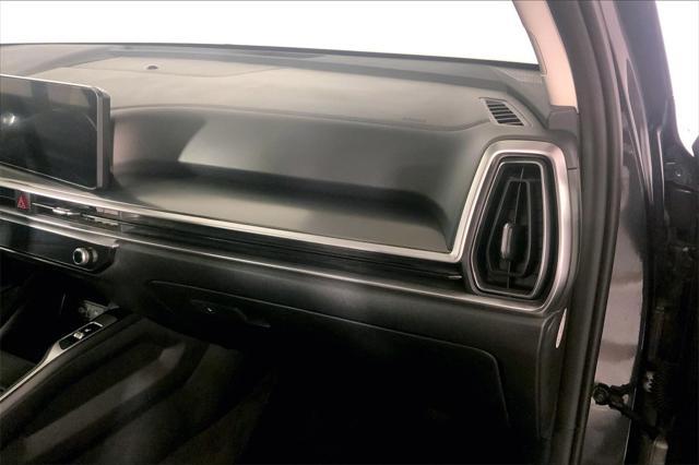 used 2024 Kia Sorento car, priced at $29,000
