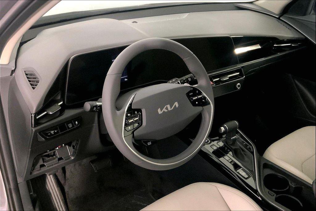 new 2025 Kia Niro car, priced at $29,792