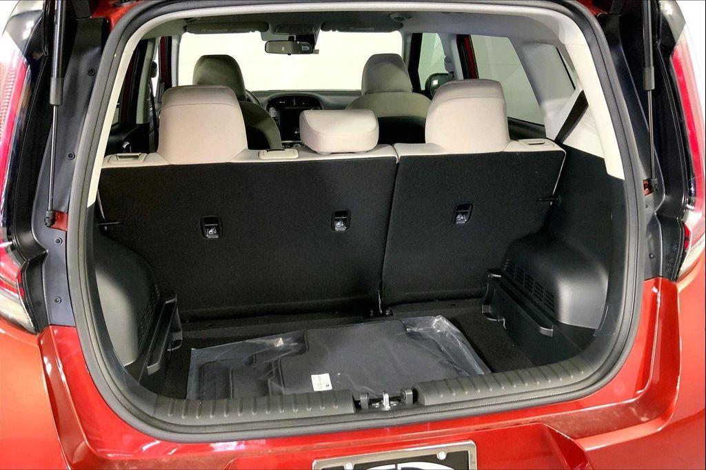new 2025 Kia Soul car, priced at $21,618