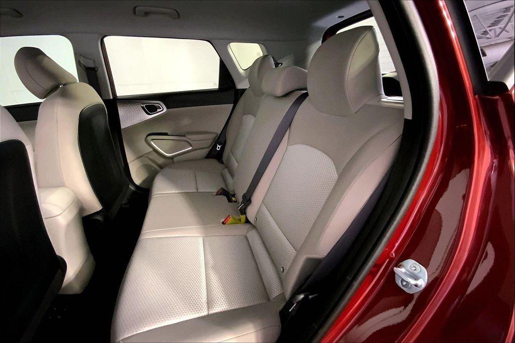 new 2025 Kia Soul car, priced at $21,618