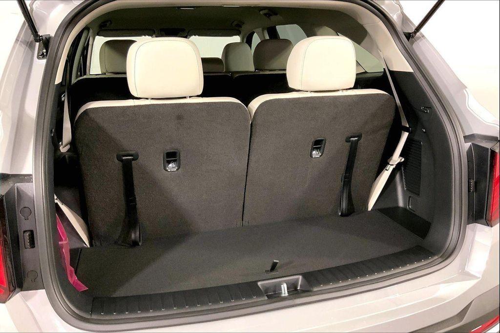 new 2026 Kia Sorento car, priced at $39,265