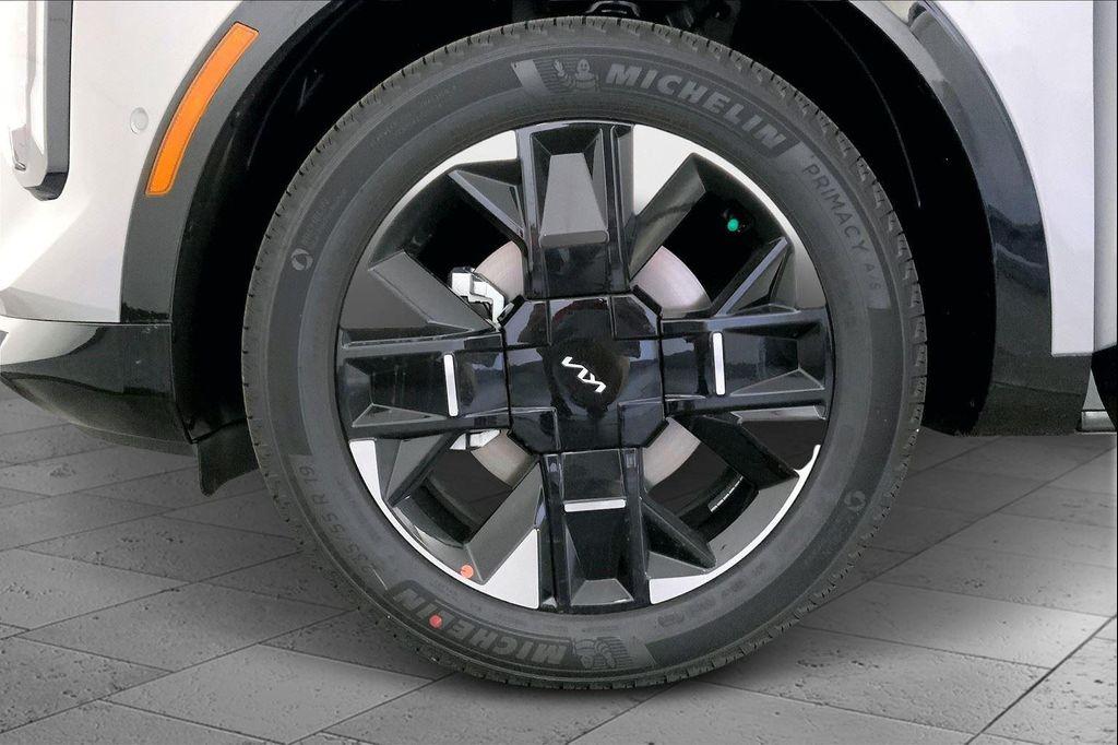 new 2026 Kia Sportage car, priced at $40,230