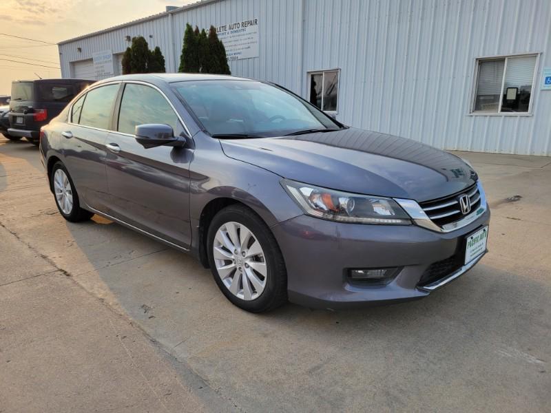 used 2015 Honda Accord car, priced at $13,550