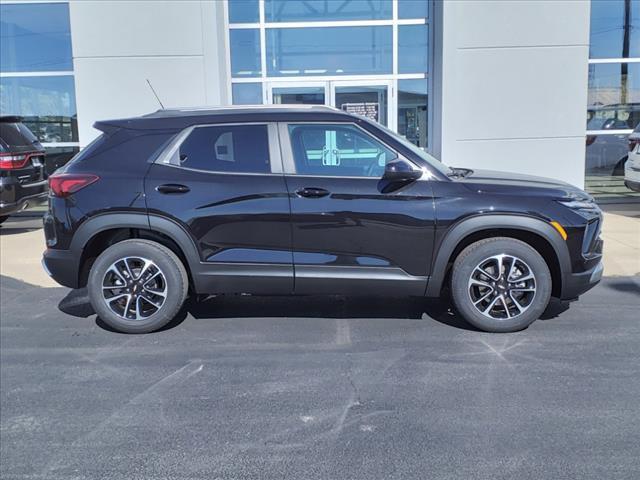 new 2025 Chevrolet TrailBlazer car, priced at $28,080