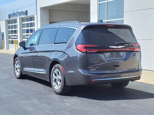 used 2023 Chrysler Pacifica car, priced at $36,889