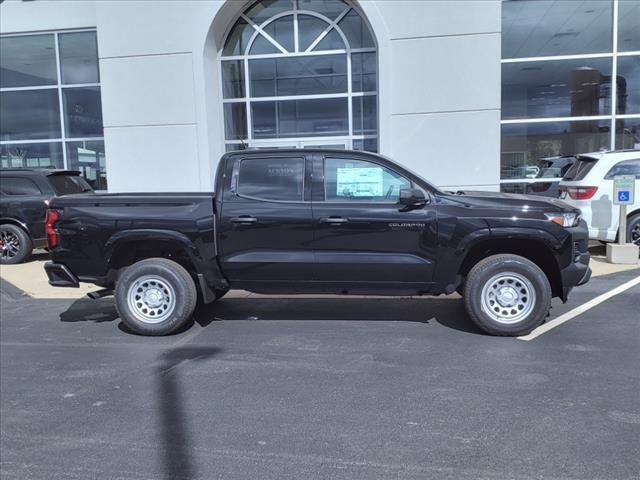 new 2024 Chevrolet Colorado car, priced at $32,500