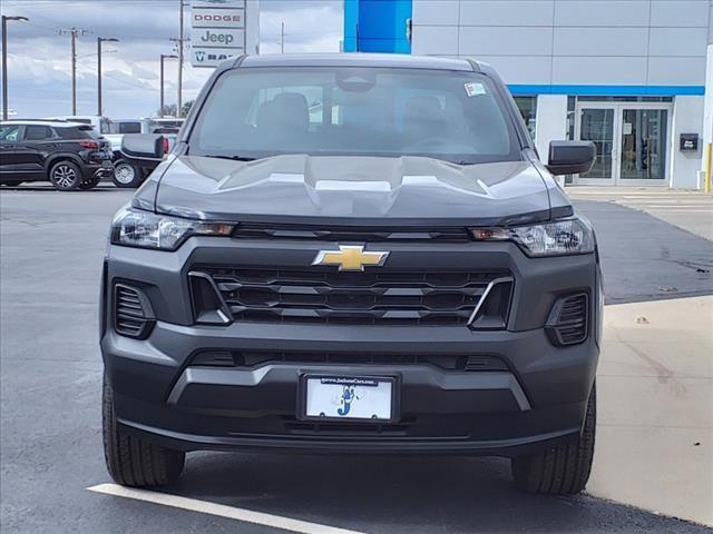 new 2024 Chevrolet Colorado car, priced at $32,500