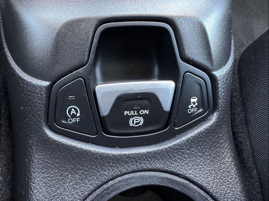 used 2018 Jeep Compass car, priced at $14,238
