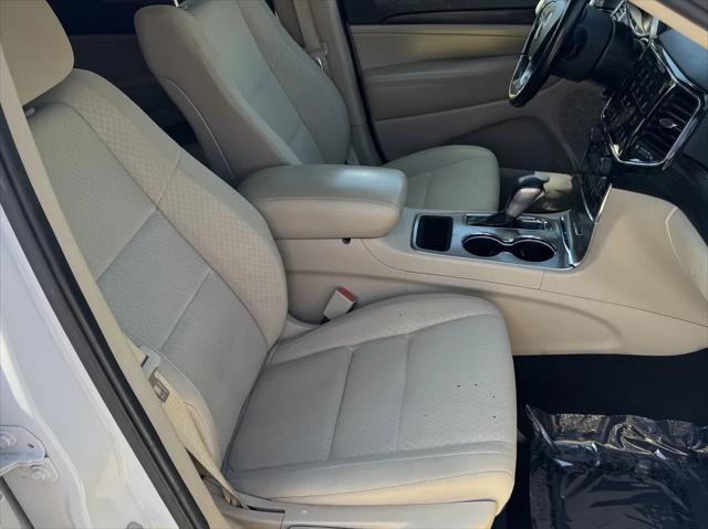 used 2022 Jeep Grand Cherokee car, priced at $21,800