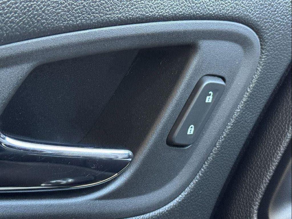 used 2022 Chevrolet Colorado car, priced at $17,755