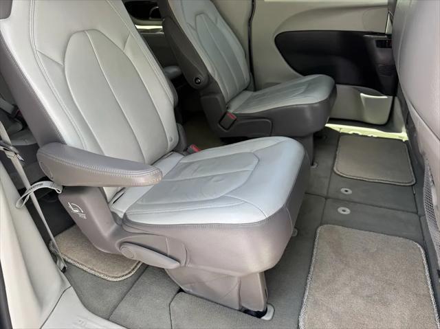 used 2017 Chrysler Pacifica car, priced at $11,735
