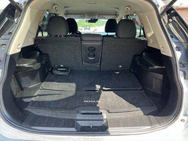 used 2019 Nissan Rogue car, priced at $13,395