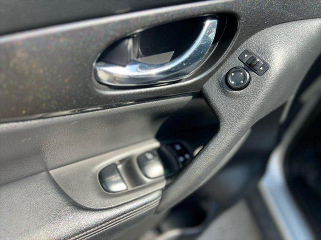 used 2019 Nissan Rogue car, priced at $13,395