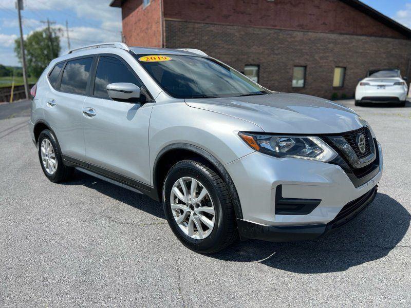used 2019 Nissan Rogue car, priced at $13,395