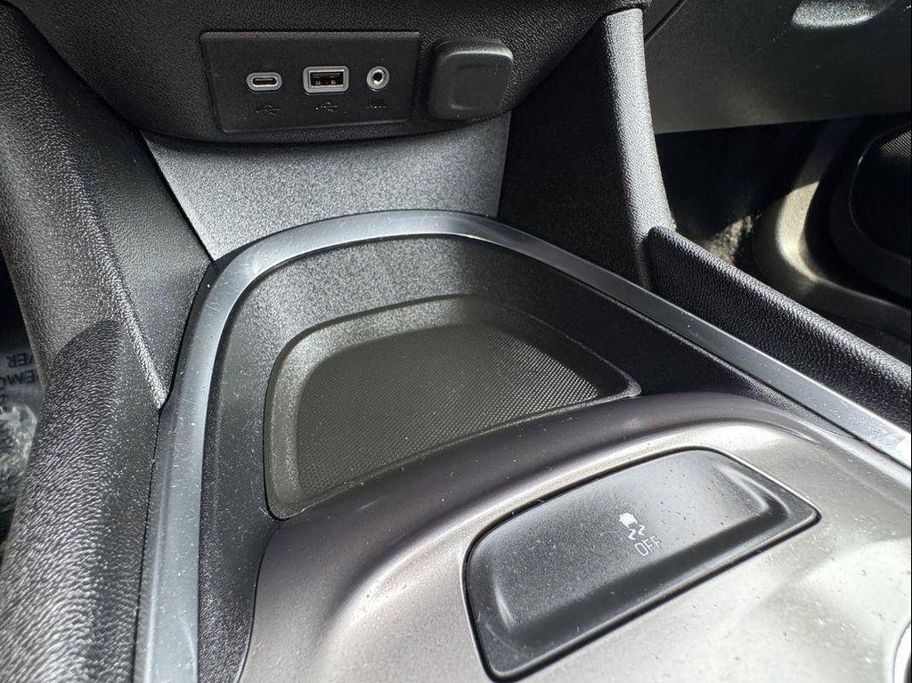 used 2019 Chevrolet Malibu car, priced at $12,682
