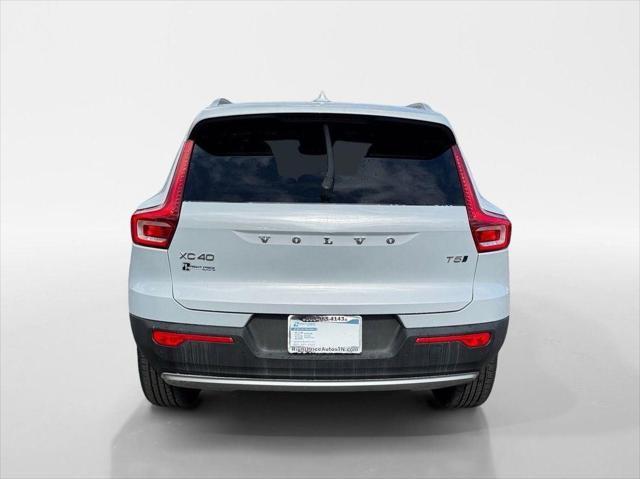 used 2020 Volvo XC40 car, priced at $17,700