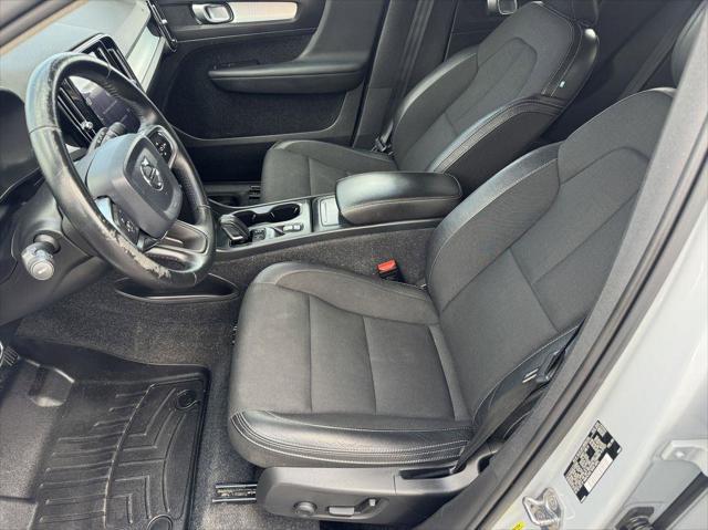 used 2020 Volvo XC40 car, priced at $17,700