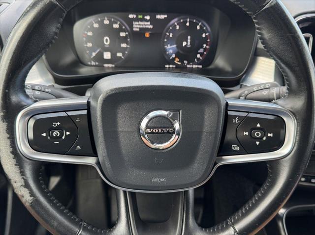 used 2020 Volvo XC40 car, priced at $17,700