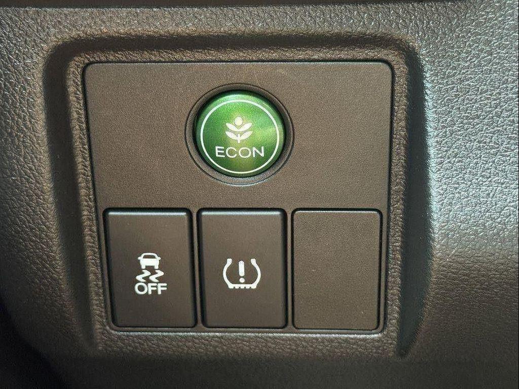 used 2022 Honda HR-V car, priced at $19,867