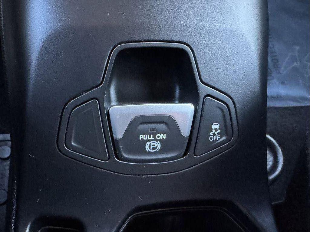 used 2020 Jeep Renegade car, priced at $16,411